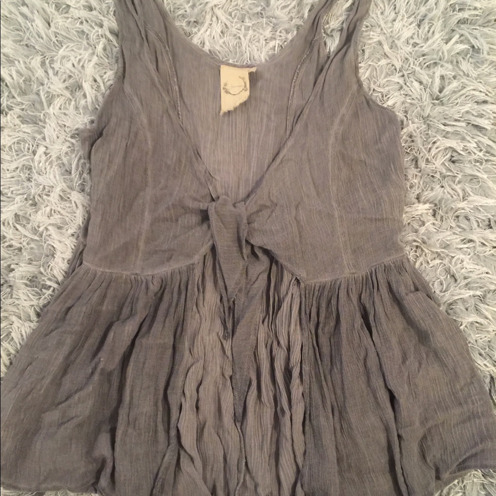 Gray flowy overpiece from Buckle